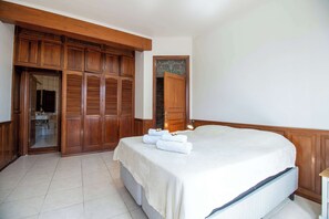 1 dormitorio, escritorio, cuna de viaje y wifi