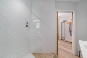 Towels - 1 Bed in Dalston (oc-s32206) (Dalston)