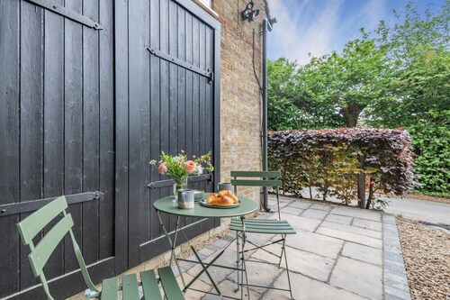 1 Bed in Luddesdown (oc-d32118)