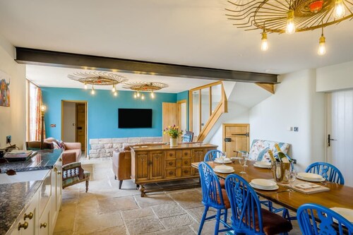 4 Bed in Stoke-on-Trent (oc-c32195)