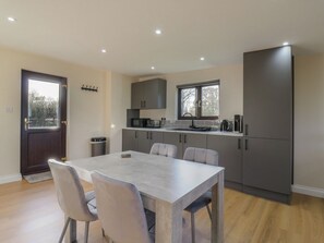 Dining - Aloe Lodge (Diss)