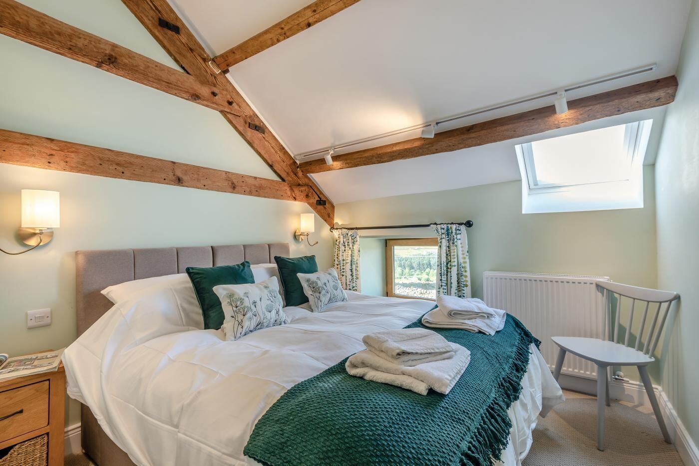 مكواة/لوح كي وواي فاي مجانًا وملاءات أسرّة