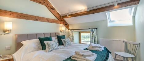 مكواة/لوح كي وواي فاي مجانًا وملاءات أسرّة