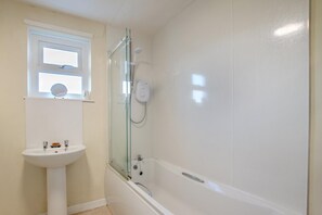 Hair dryer, towels - 2 Bed in Berwick-upon-Tweed (oc-gd1871) (Ancroft)