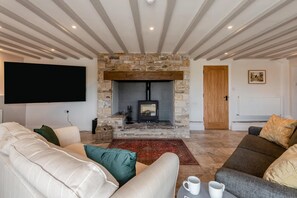 TV, fireplace - 5 Bed in Nenthead (oc-f32234) (Alston Moor)