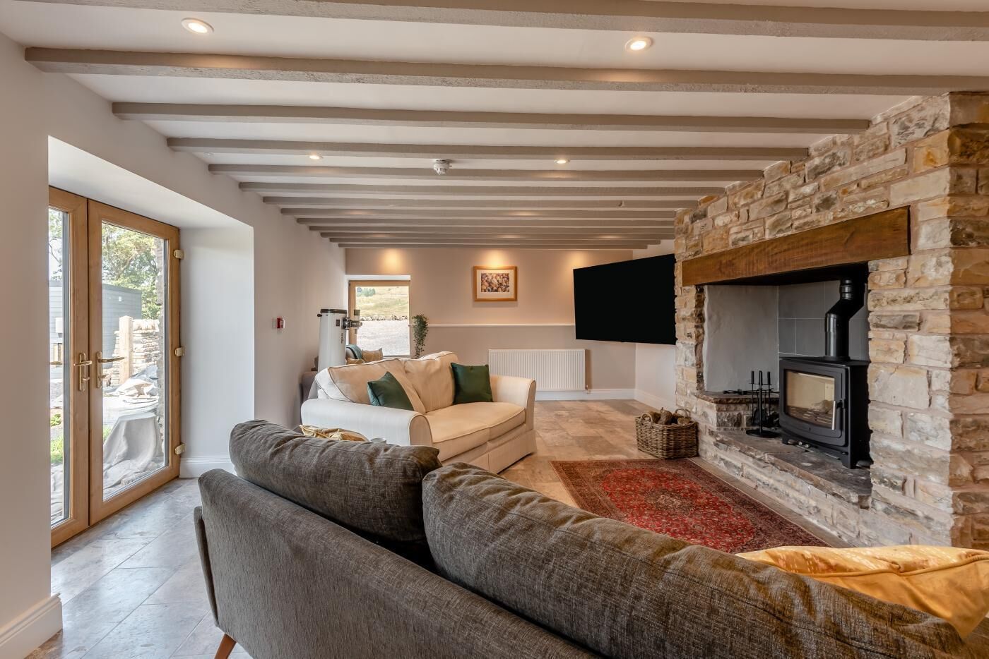 تلفزيون، مدفأة