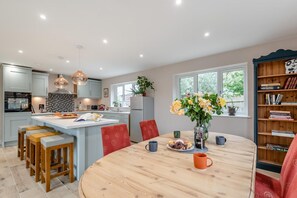 Dining - 3 Bed in Digby (oc-d32237) (Digby)