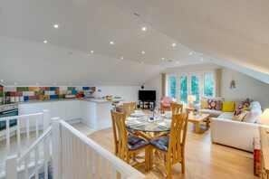 TV - 2 Bed in Langland (oc-hh20) (Newton)