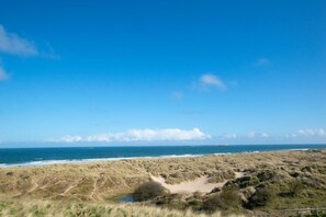 Beach - 3 Bed in Bamburgh (oc-gd1872) (Bamburgh)