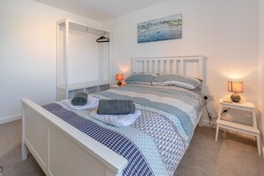 Iron/ironing board, free WiFi, bed sheets - 3 Bed in Woolacombe (oc-c32222) (Woolacombe)