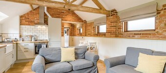 1 Bed in Blashford (oc-n32252)