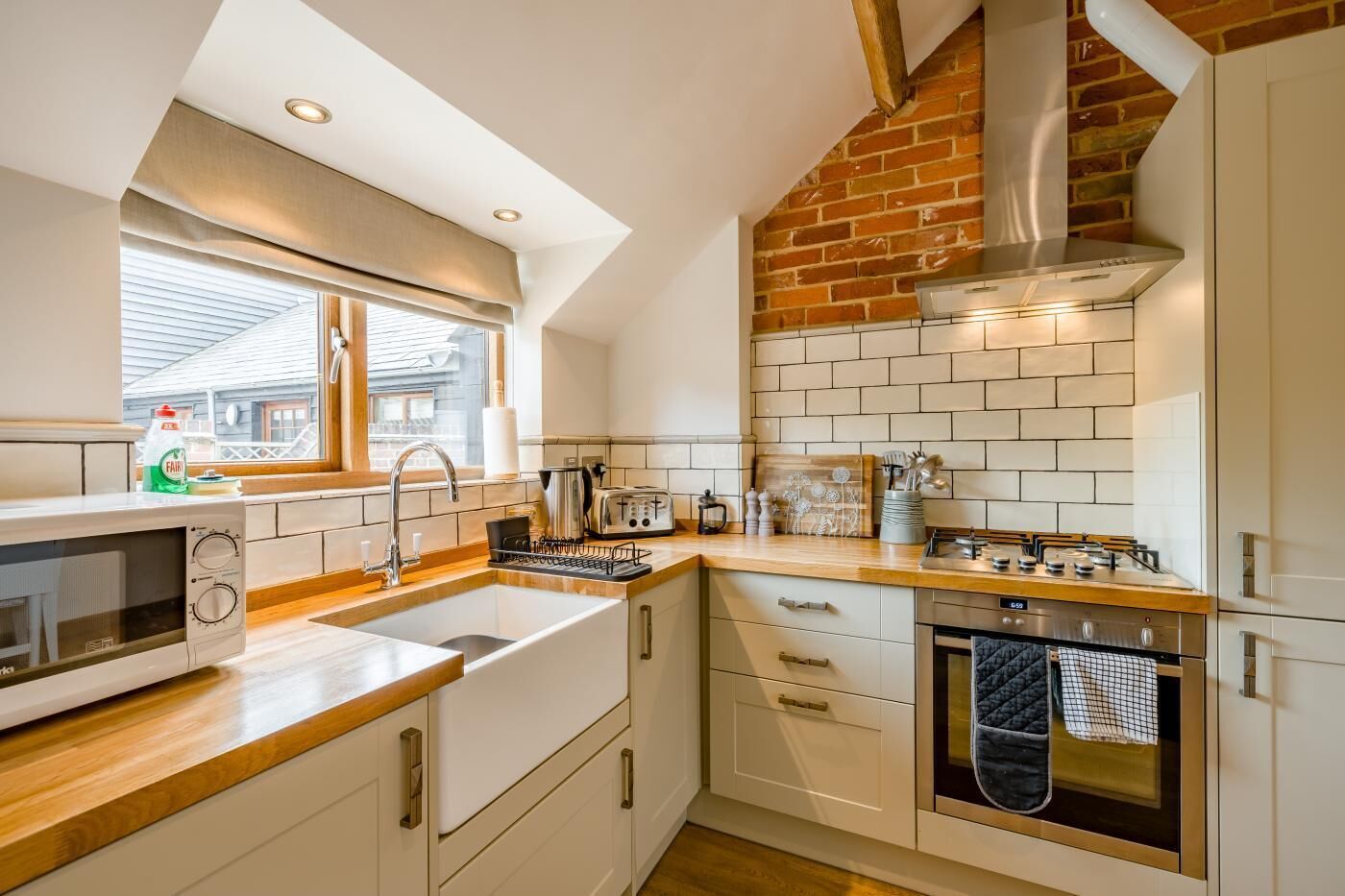 Mikrowelle, Ofen, Kochgeschirr/Geschirr/Besteck