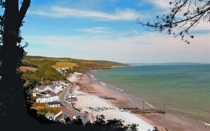 Beach - 2 Bed in Stepaside (oc-pw9184) (Stepaside)