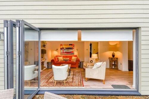 3 Bed in Southwold (oc-pier67)
