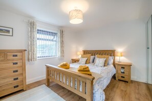 Bügeleisen/Bügelbrett, kostenloses WLAN, Bettwäsche