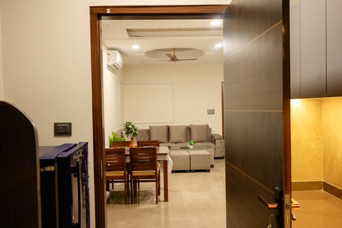 Urban Suites 3BHK bunglow in Centre of Jaipur