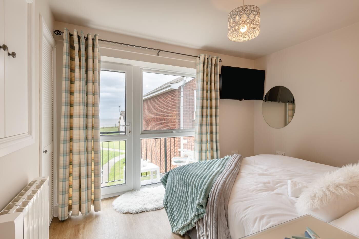 Bügeleisen/Bügelbrett, kostenloses WLAN, Bettwäsche