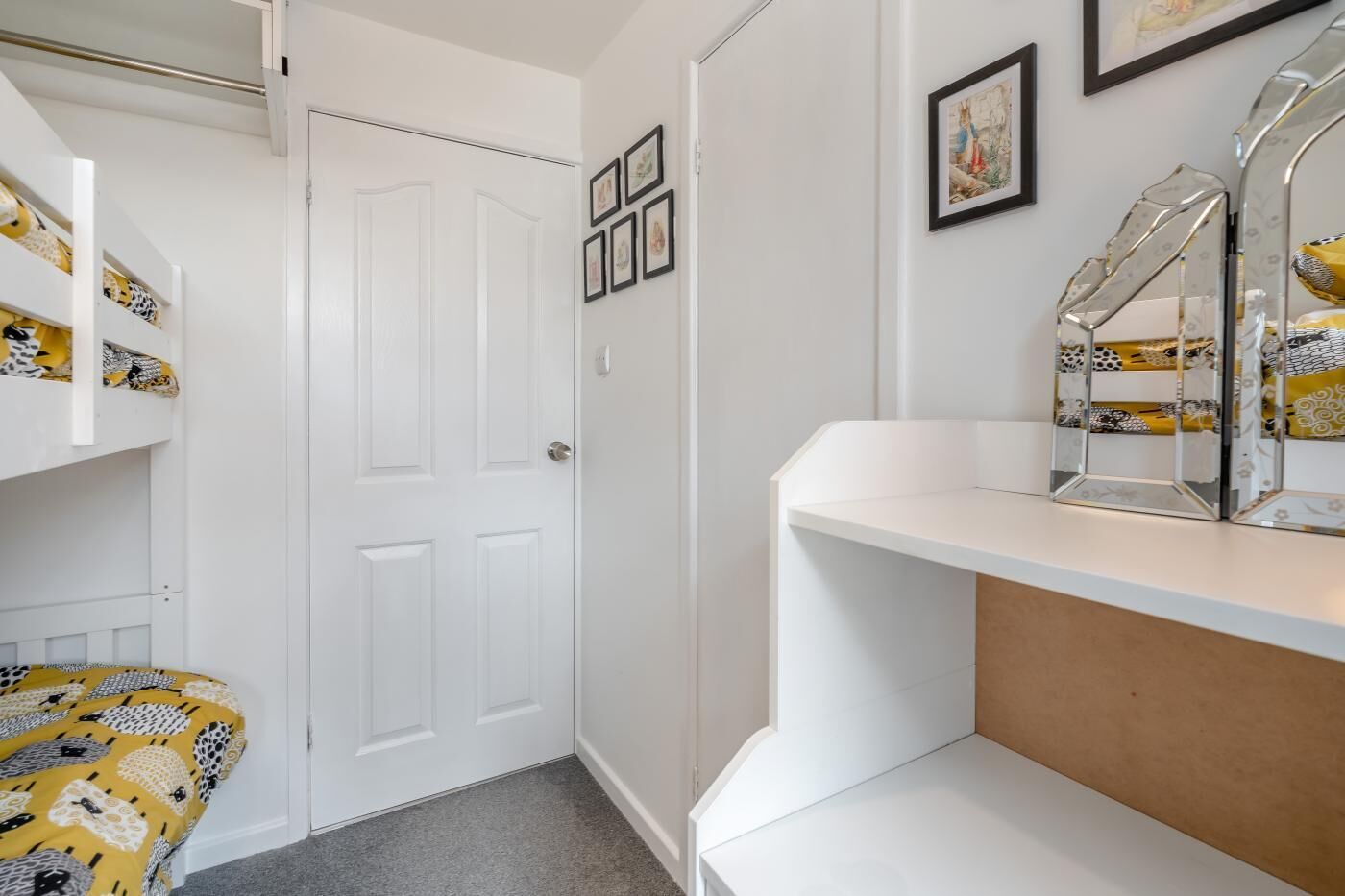 Free WiFi, bed sheets