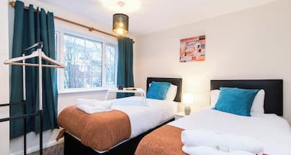 Coventry 3bedroom With Private Garden & Parking