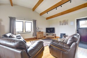TV - 2 Bed in Cowling (oc-ds238) (Cowling)
