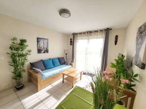 TV - Haven of peace in Azay-le-Rideau - heated swimming pool (Azay-le-Rideau)