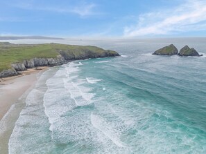 Beach - 2 Bed in Newquay (oc-b32399) (Holywell)