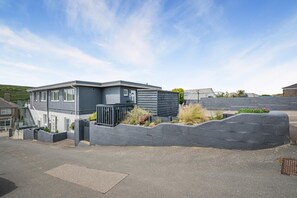 Exterior - 1 Bed in Newquay (oc-o32401) (Holywell)