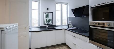 Fridge, microwave, oven, dishwasher