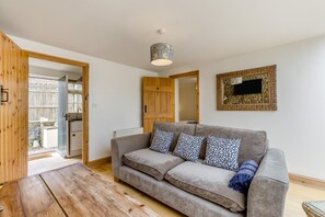 TV - 1 Bed in Knapton (oc-k32395) (Knapton)