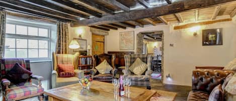 Télévision, cheminée