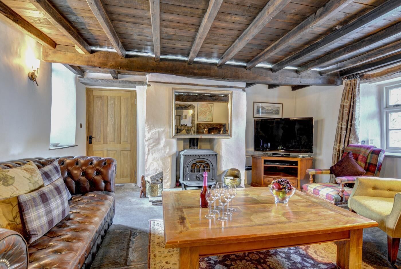 Télévision, cheminée