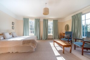 Strykjärn/strykbräda, gratis wi-fi och sängkläder