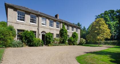 13 Bed in Tattingstone (oc-tat26)