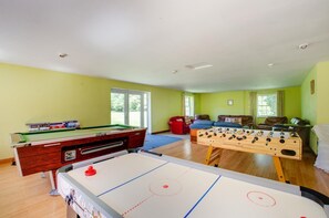 Spielezimmer