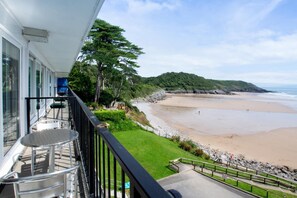 Property grounds - 1 Bed in Caswell Bay (oc-hh9206) (Bishopston)