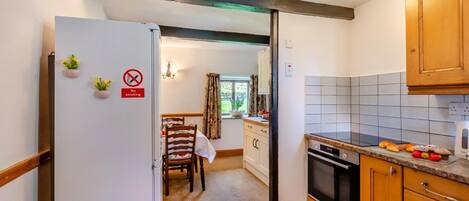 Microwave, oven, high chair, cookware/dishes/utensils