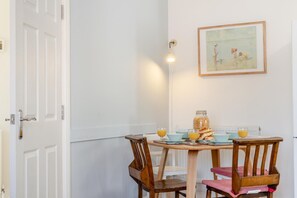 Dining - 2 Bed in Old Hunstanton (oc-s32361) (Hunstanton)