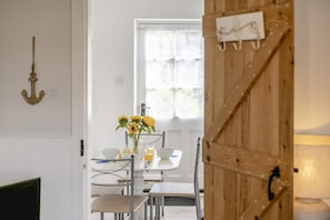 Dining - 2 Bed in Whitby (oc-w970b) (Whitby)