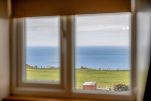 Interior - 4 Bed in Port Mulgrave (oc-wa302) (Port Mulgrave)