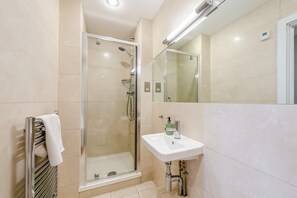 Hair dryer, towels - 2 Bed in Saunton (oc-10ocea) (Croyde)