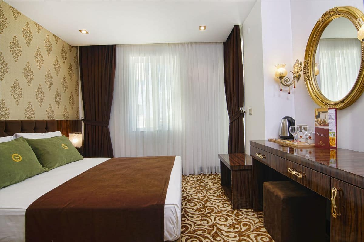 In-room safe, soundproofing, free WiFi