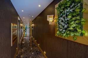 الدش داخل الحمام