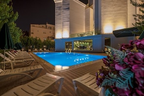 الإطلالة من المنشأة