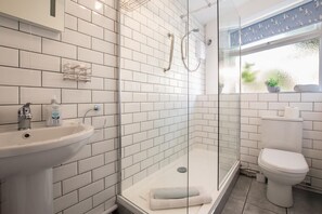 Hair dryer, towels - 2 Bed in Southwold (oc-4east) (Southwold)