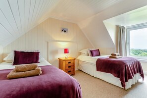 مكواة/لوح كي وواي فاي مجانًا وملاءات أسرّة