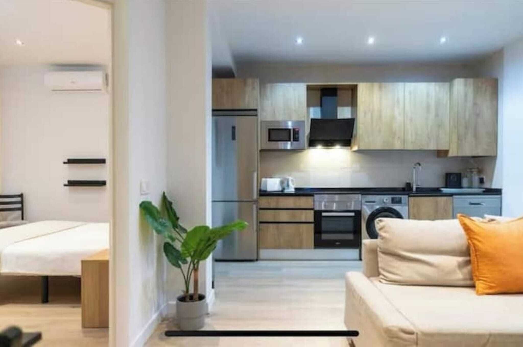 2 slaapkamers, een strijkplank/strijkijzer, gratis wifi, rolstoeltoegang