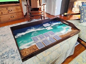 Smart TV - Historic Old Oak Cottage-Great water views! (Harkers Island)