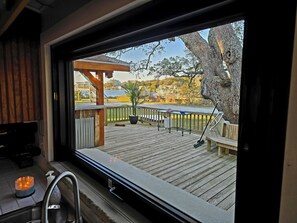 Interior - Historic Old Oak Cottage-Great water views! (Harkers Island)