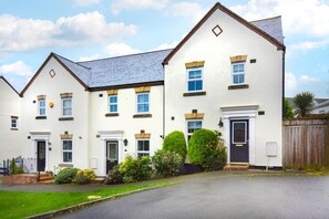 Exterior - 3 Bed in Mumbles (oc-hh386) (The Mumbles)