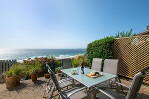 Outdoor dining - 3 Bed in Praa Sands (oc-p00859) (Praa Sands)